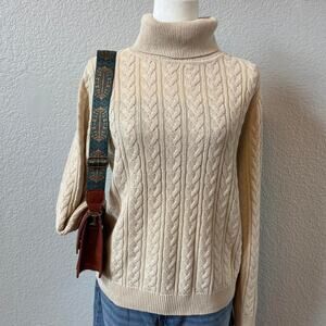 H&M Turtleneck Sweater Large beige